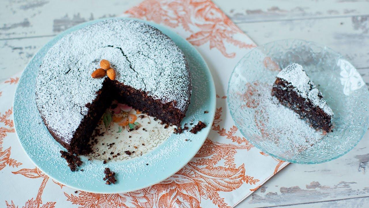 Torta Caprese: Italian Cake Recipe - Lavolio Boutique Confectionery