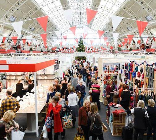 spirit of christmas view of all stands