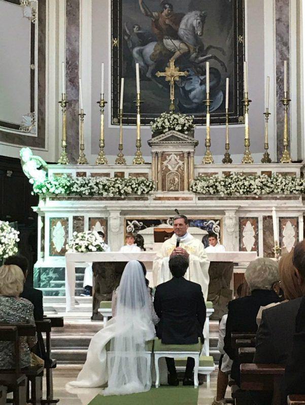 Lavolio founder lavinia davolio wedding favours luxury confectionery london white candy handmade artisan sugarcoated sweets Italian wedding in Puglia