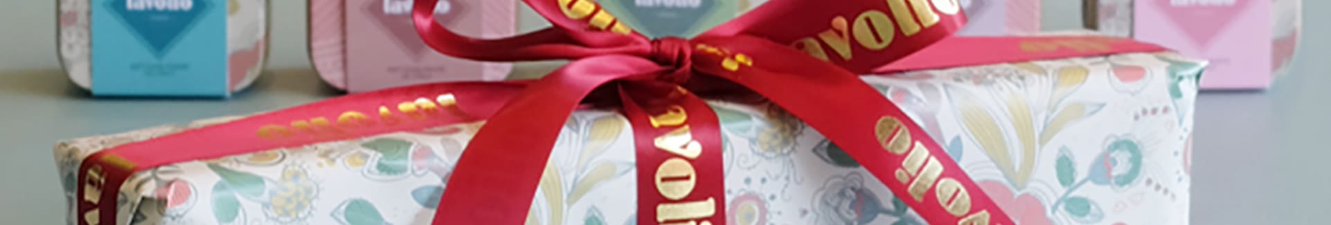 Lavolio boutique confectionary gift wrapping