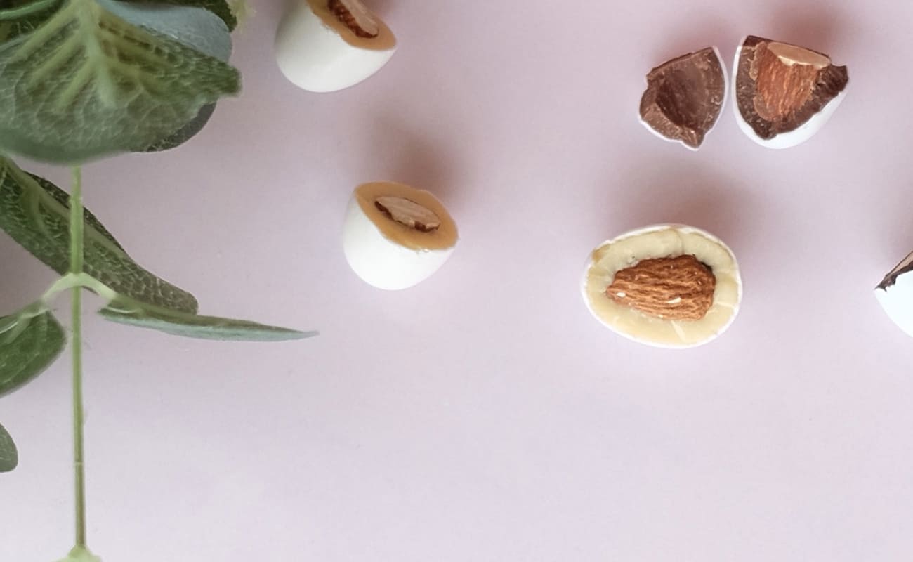 Lavolio boutique confectionary nutty mini eggs