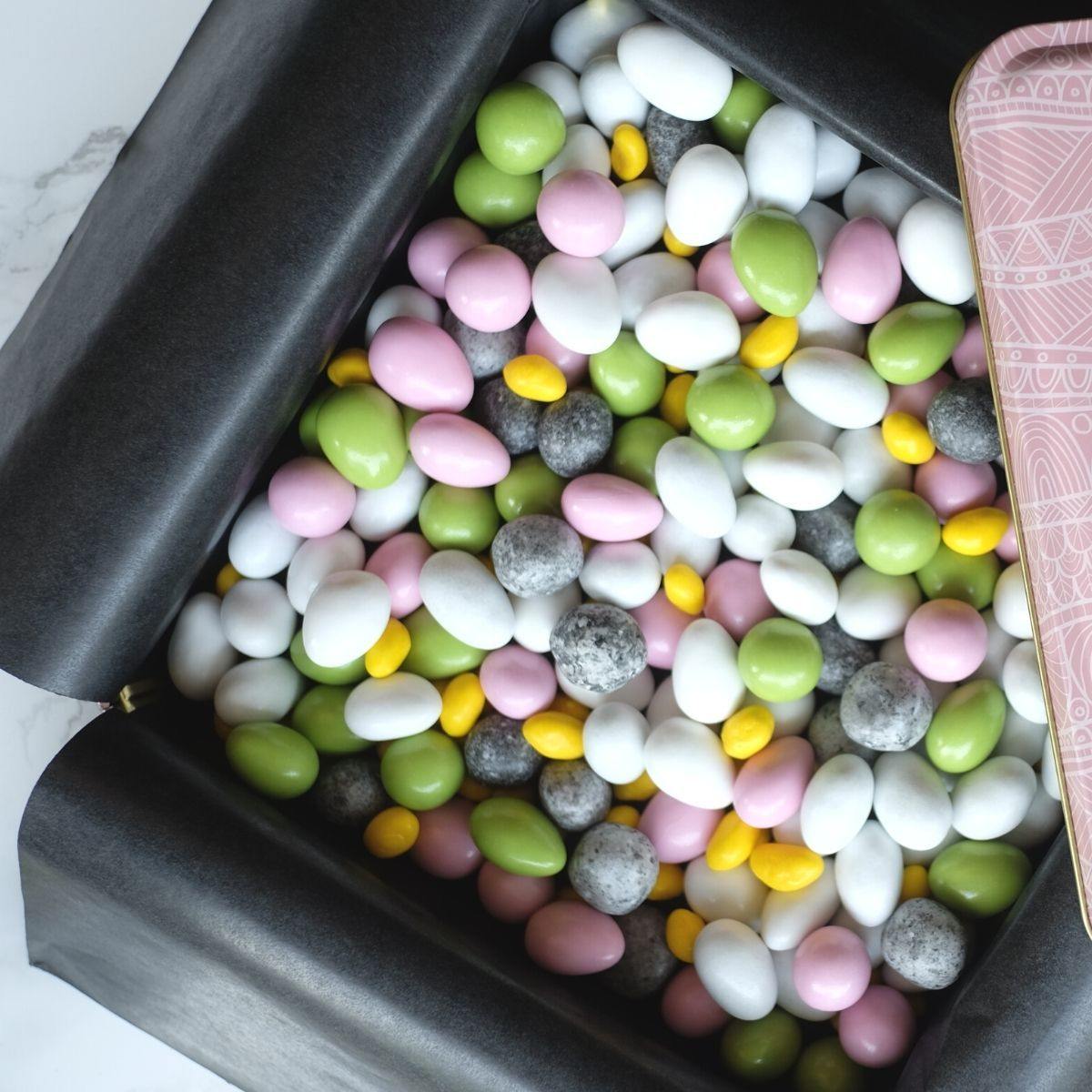 850g Monthly Tin - Lavolio Boutique Confectionery